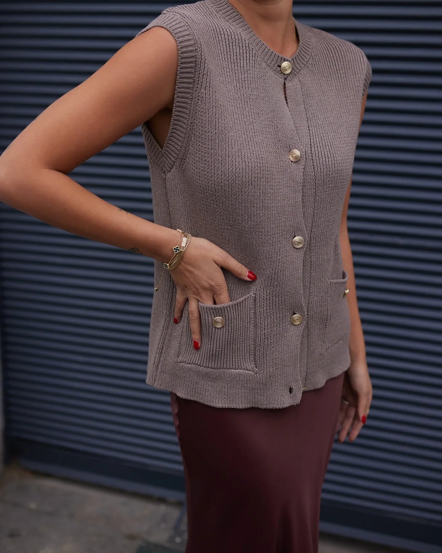 Sleeveless Pocket Solid Knit Cardigan