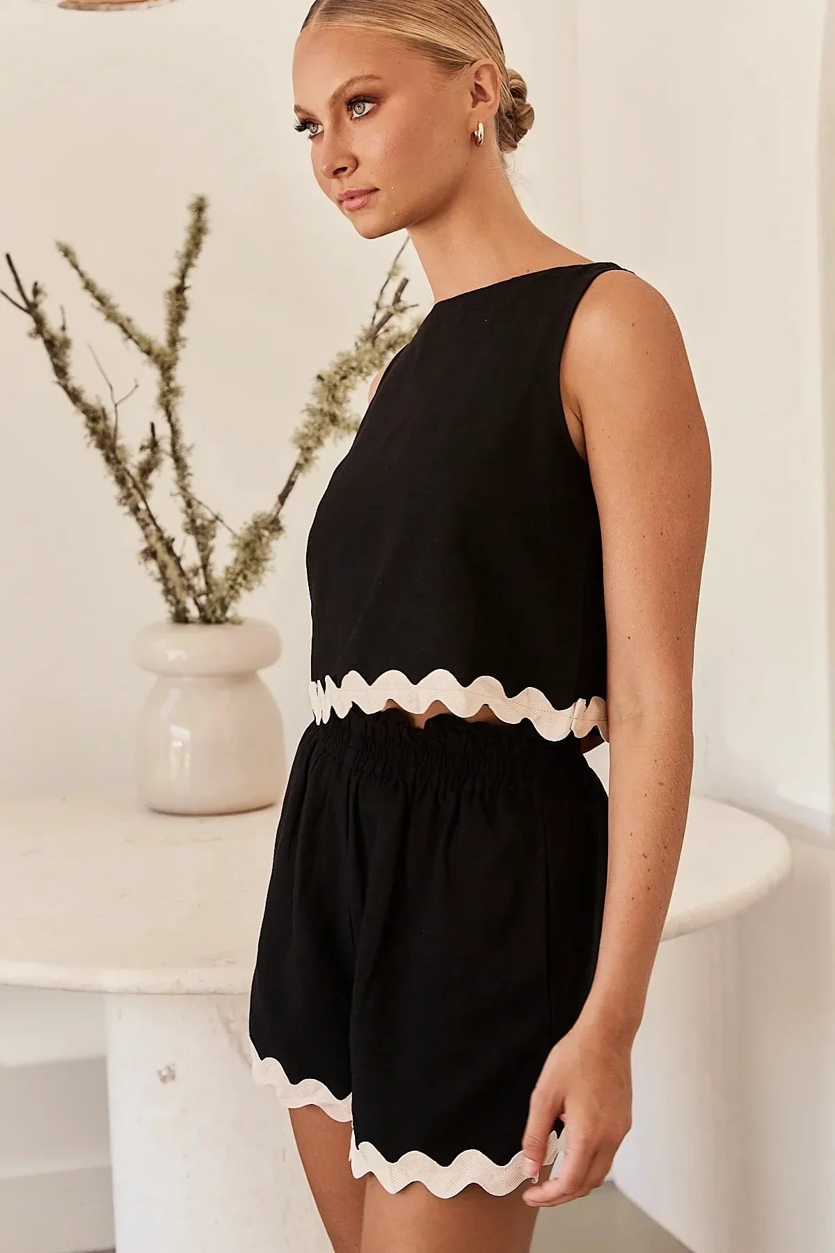 Wave Stripe Patchwork Tops High Waist Shorts Set