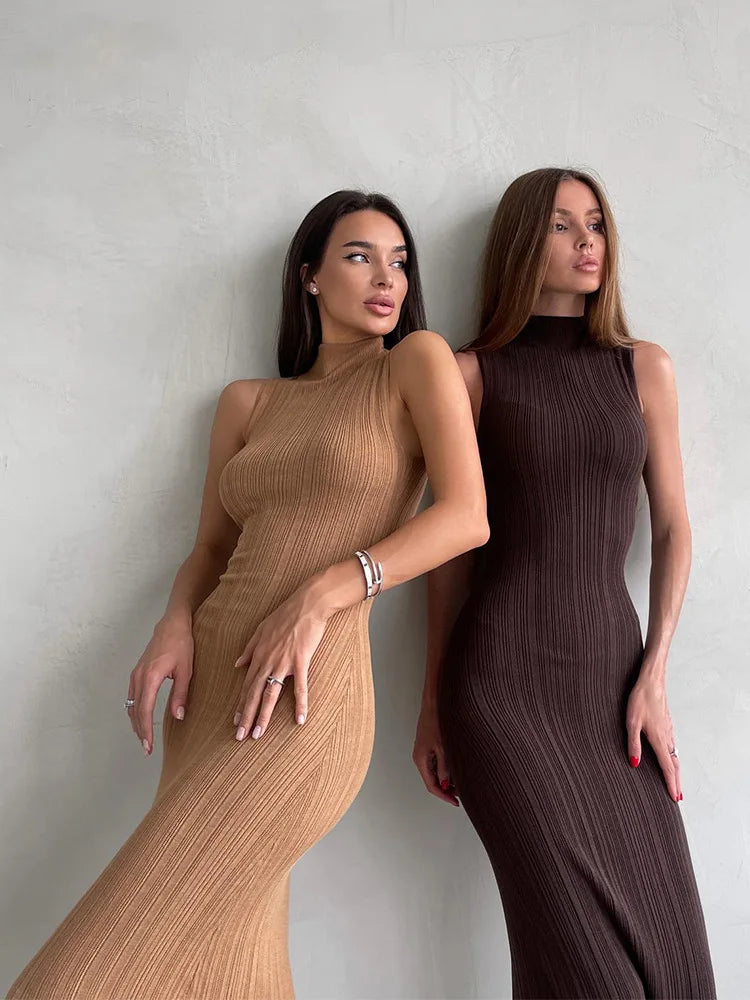 Women's Sleeveless Turtleneck Maxi Dress