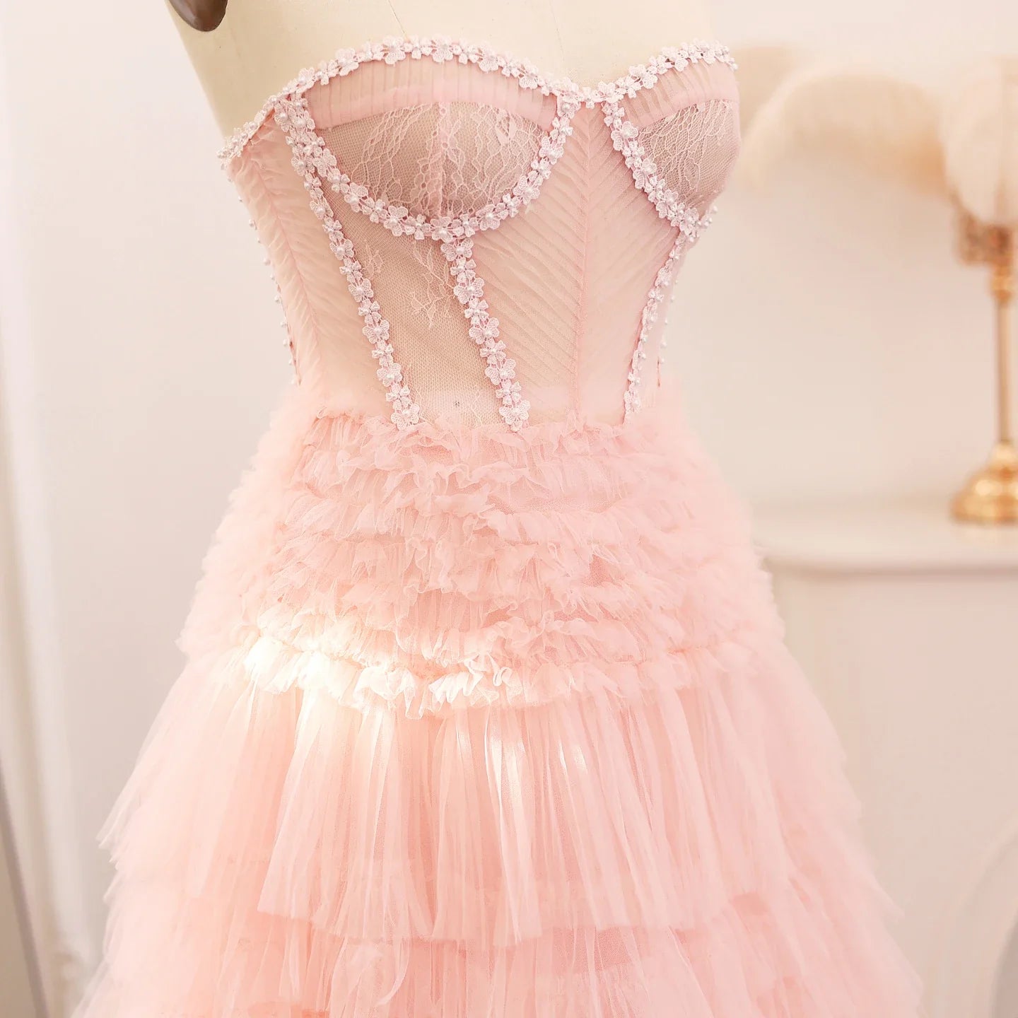 Sweetheart Sleeveless Ball Gown Prom Dress