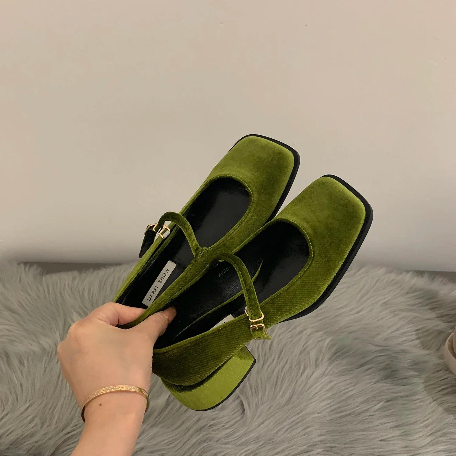 Mary Janes aus Samt