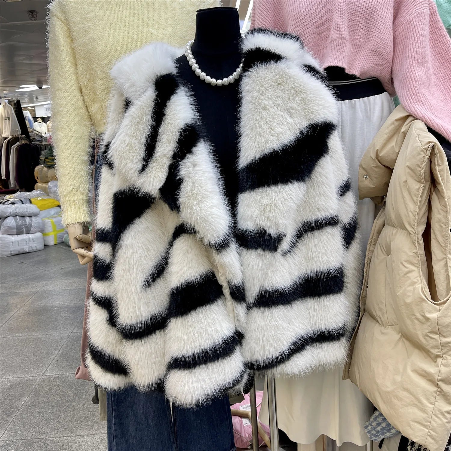 Large Lapel Pocket Zebra Print Thicken Fur Cardigan