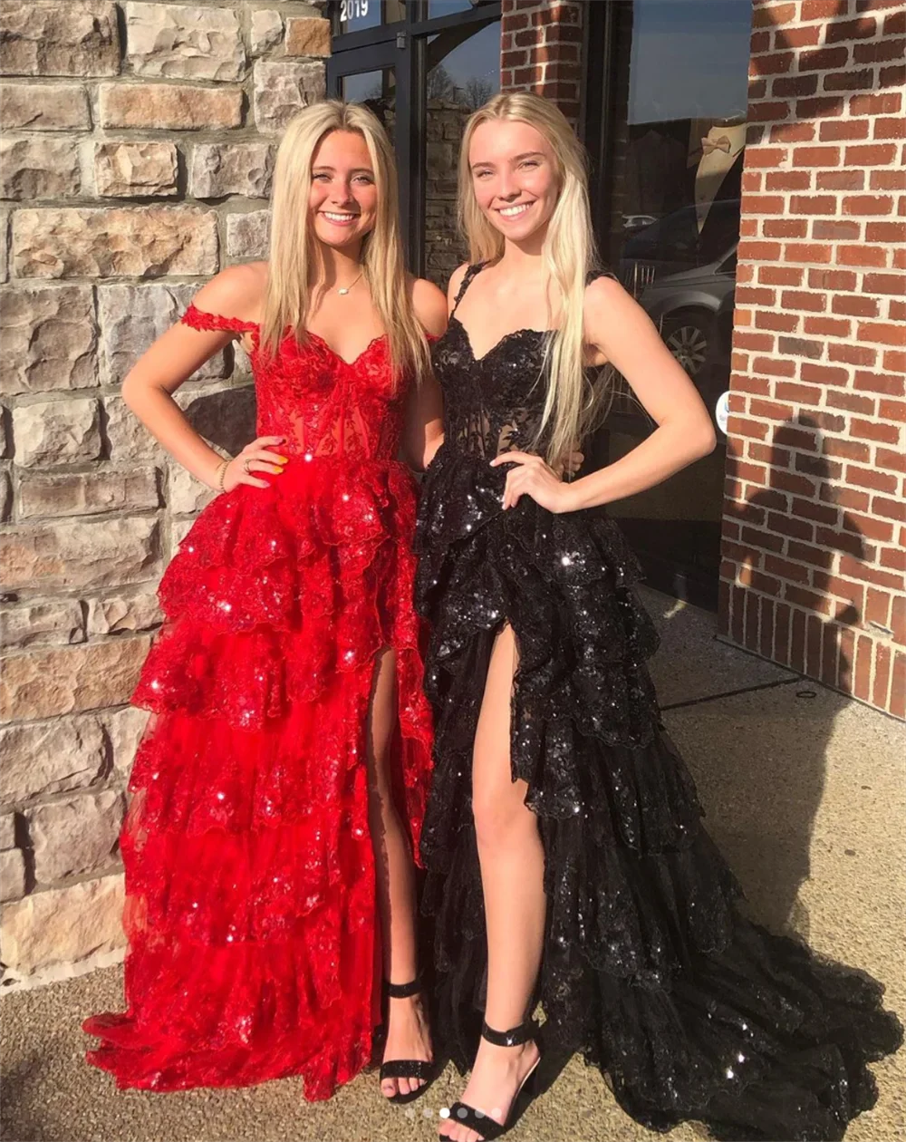 Lace Embroidery Glitter Prom Dresses