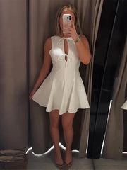Hollow Out Bow Sleeveless Pleated Short Dress
