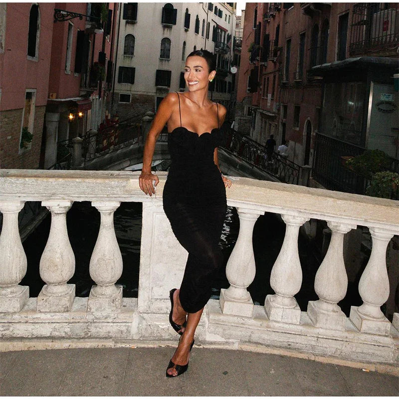 Sleeveless Black Ruffle Edge Bodycon Pleated Dress