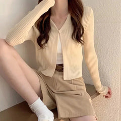 Soft Girl Strickjacke mit einem Knopf