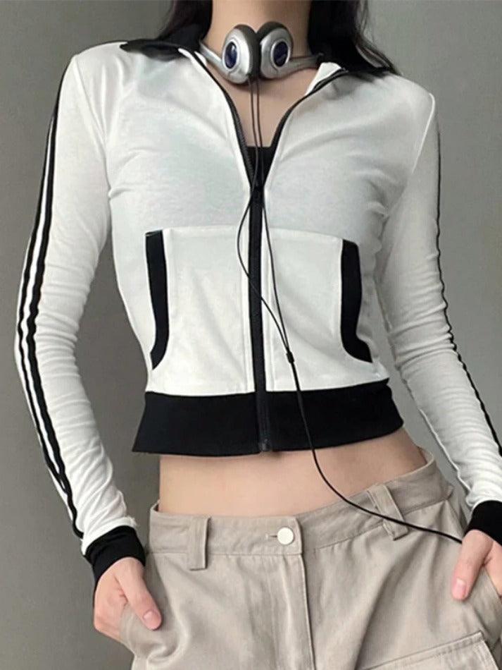 Sportliche, dünne Jacke mit Kragen in Kontrastfarbe