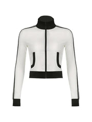 Sportliche, dünne Jacke mit Kragen in Kontrastfarbe