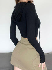 Crop Top mit Kapuze und Sternstickerei