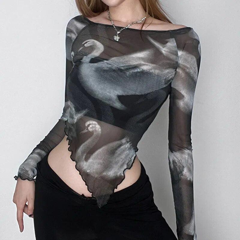 Top de malla asimétrico con gráfico de cisne