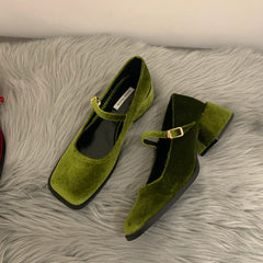 Mary Janes aus Samt