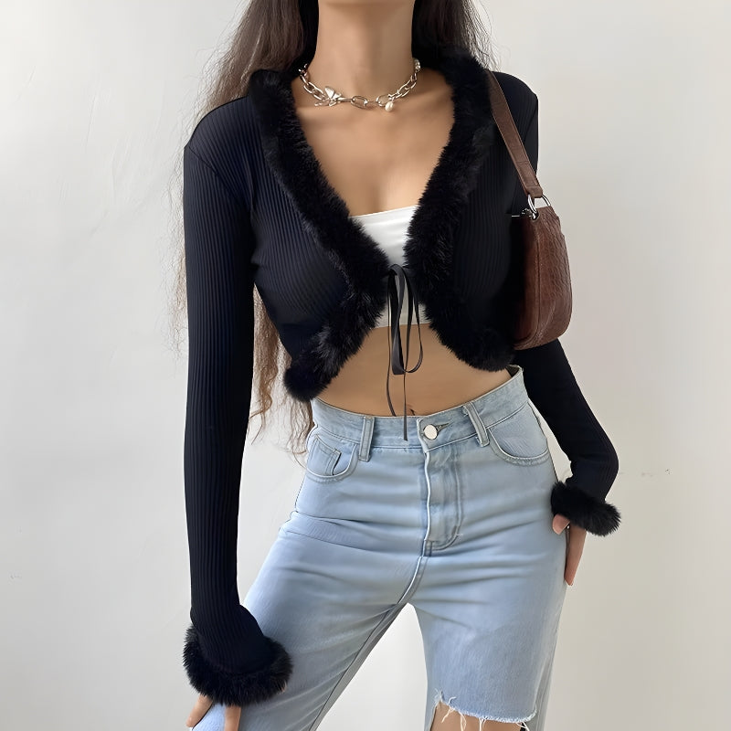 Y2K Kurzer Cardigan aus Kunstfell-Cord