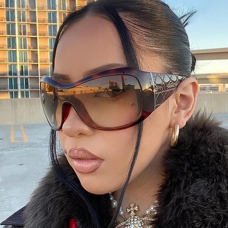 Y2K Oversized Shield Sonnenbrille